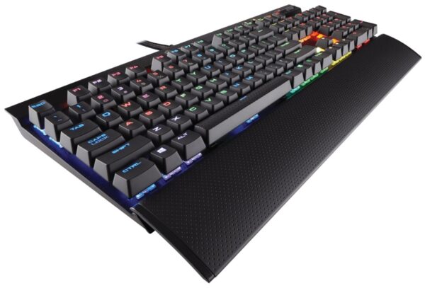 کیبورد گیمینگ کورسیر K70 LUX MX Cherry Blue