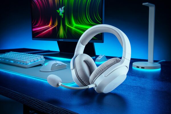 هدست بی‌سیم گیمینگ Razer Barracuda X Mercury سبک و همه‌کاره